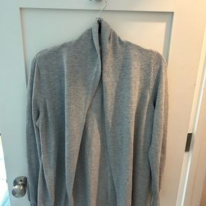 Grey shawl style sweater by Ella Moss. Size small, polyester